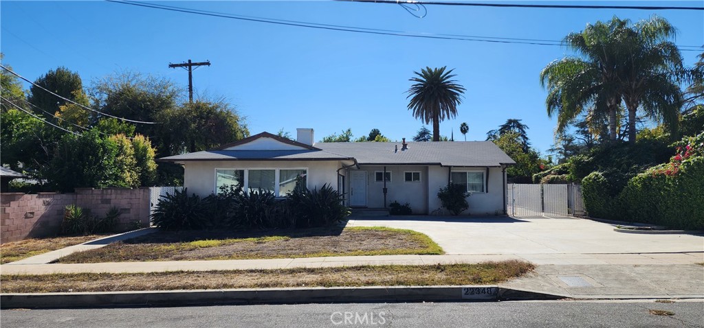 22348 Kittridge Street