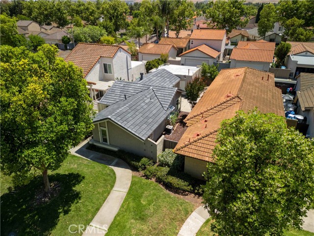 10 Windrow, Irvine CA: https://media.crmls.org/medias/7b9fd753-1b77-4b80-99f6-fea6cd58573b.jpg