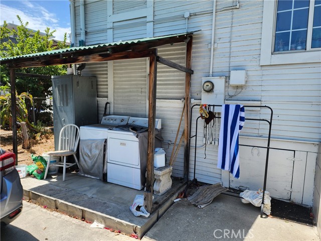 2428 Sichel Street, Los Angeles CA: https://media.crmls.org/medias/7b9fe51b-16df-4b99-9fb2-0babdbb85ace.jpg