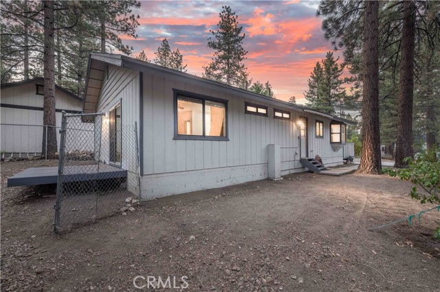 Detail Gallery Image 30 of 32 For 2028 Manzanita Ln, Big Bear City,  CA 92314 - 3 Beds | 2 Baths