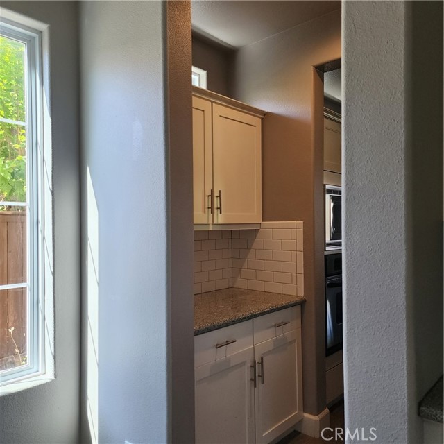 Detail Gallery Image 8 of 53 For 4479 N Emerald Peak Dr, Clovis,  CA 93619 - 4 Beds | 3 Baths