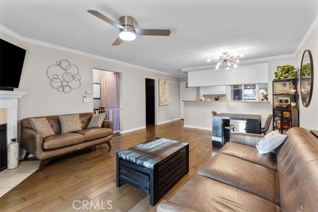1001 Belmont Avenue, Long Beach CA: https://media.crmls.org/medias/7ba15e44-7ab6-4592-8945-a6b6d571c670.jpg