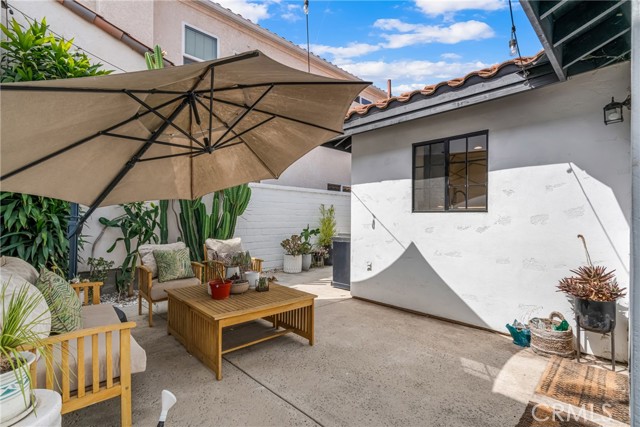 Detail Gallery Image 31 of 42 For 314 Ultimo Ave, Long Beach,  CA 90814 - 4 Beds | 3 Baths
