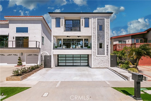4651 Los Patos Avenue, Huntington Beach CA: https://media.crmls.org/medias/7ba19fe9-93ba-407a-95da-93dee5c4c5b3.jpg