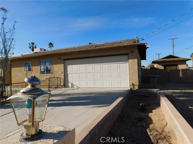 Detail Gallery Image 2 of 24 For 71762 El Paseo, Twentynine Palms,  CA 92277 - 3 Beds | 2 Baths