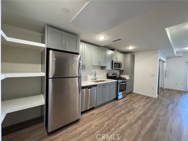 Detail Gallery Image 5 of 17 For 1025 S Berendo St #304,  Los Angeles,  CA 90006 - 0 Beds | 1 Baths