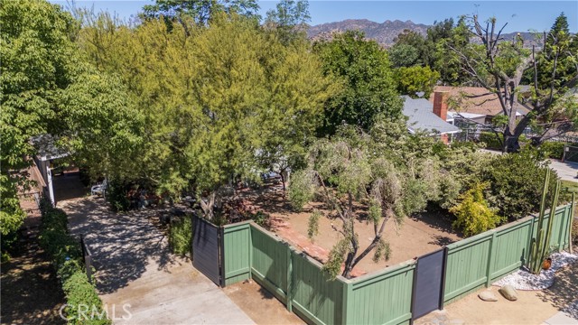10321 Owensmouth Avenue, Chatsworth CA: https://media.crmls.org/medias/7ba2bef7-7c29-4faf-ab2f-69cce3a779b8.jpg