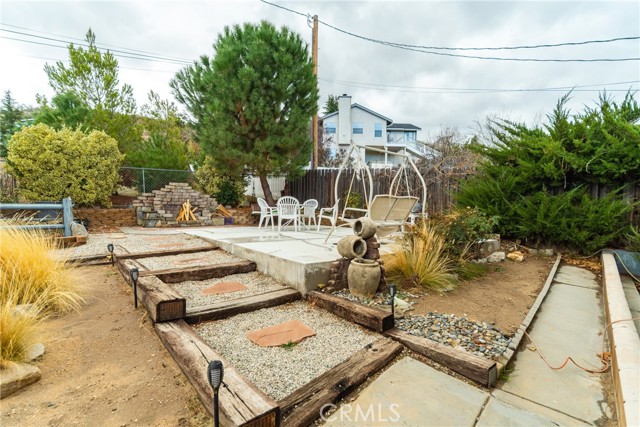 42868 Ranch Club Road, Lake Elizabeth CA: https://media.crmls.org/medias/7ba2f26f-ce0a-4472-8b41-531930e37590.jpg