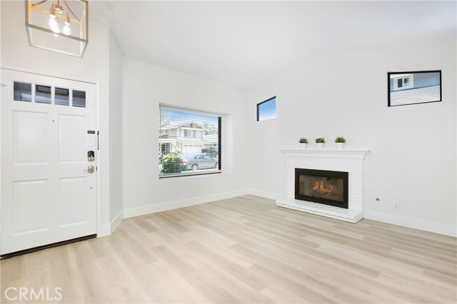 15 Calle Albarda, Rancho Santa Margarita CA: https://media.crmls.org/medias/7ba38370-9346-4757-96ca-ab8bccc5a8f2.jpg
