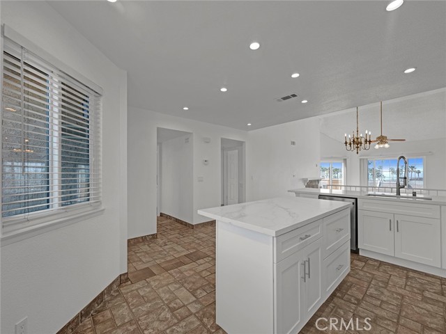 Detail Gallery Image 15 of 29 For 630 Island View Cir, Port Hueneme,  CA 93041 - 2 Beds | 2 Baths