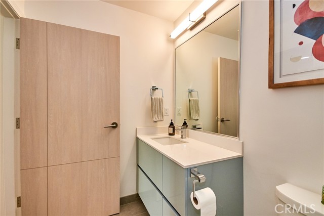 820 S Wilton Place, Los Angeles CA: https://media.crmls.org/medias/7ba45802-535e-444a-974a-b39307bdbb45.jpg