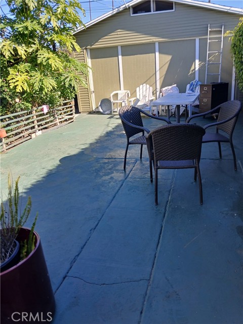 Detail Gallery Image 6 of 12 For 4174 3rd  Ave, Los Angeles,  CA 90008 - 2 Beds | 2 Baths