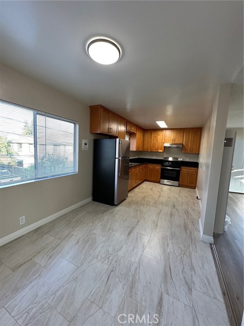 114 S 6TH ST, Alhambra CA: https://media.crmls.org/medias/7ba55de7-7c0e-44ef-ae9f-26854f1e580a.jpg
