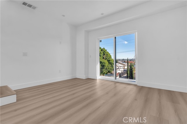 Detail Gallery Image 26 of 35 For 1571 Ricardo #2,  Los Angeles,  CA 90033 - 5 Beds | 5 Baths