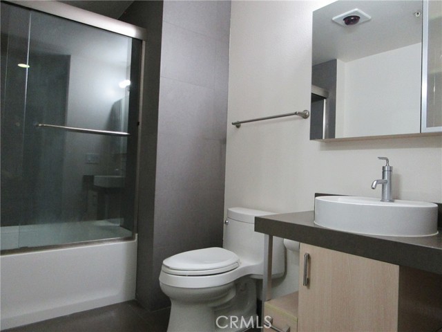 Detail Gallery Image 23 of 24 For 1234 Wilshire, Los Angeles,  CA 90017 - 1 Beds | 1 Baths