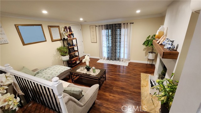 Image 9 of 74 For 6310 Hardwick Street