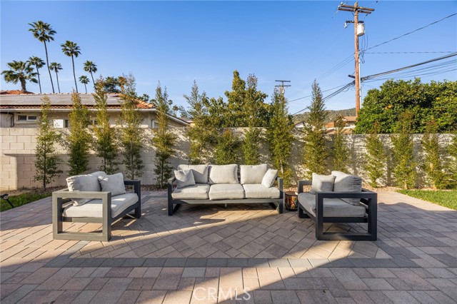 Detail Gallery Image 23 of 27 For 109 E 9th, Azusa,  CA 91702 - 4 Beds | 3 Baths