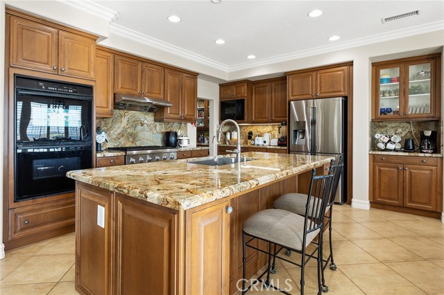 Detail Gallery Image 14 of 65 For 26732 Golden Cup Ct, Murrieta,  CA 92562 - 4 Beds | 4/1 Baths