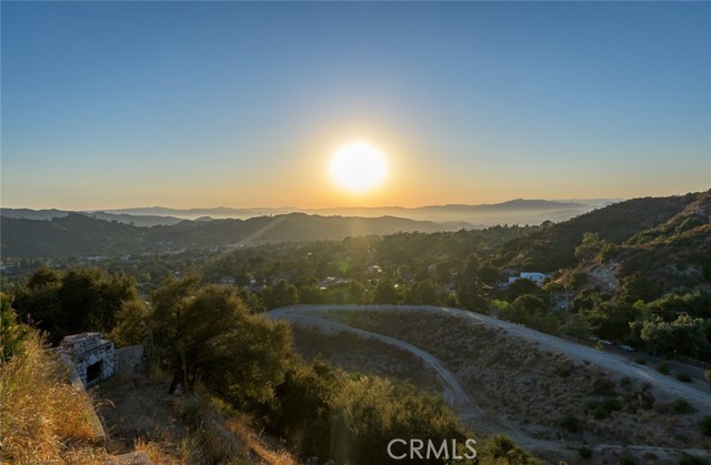 Detail Gallery Image 30 of 48 For 6237 Gyral Dr, Tujunga,  CA 91042 - 2 Beds | 2 Baths