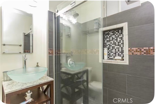 Detail Gallery Image 15 of 23 For 1500 S Hobart, Los Angeles,  CA 90006 - – Beds | – Baths