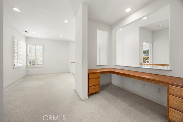 1 Country Walk Drive, Aliso Viejo CA: https://media.crmls.org/medias/7ba87a4d-30a6-481c-b44e-1545d509fc13.jpg