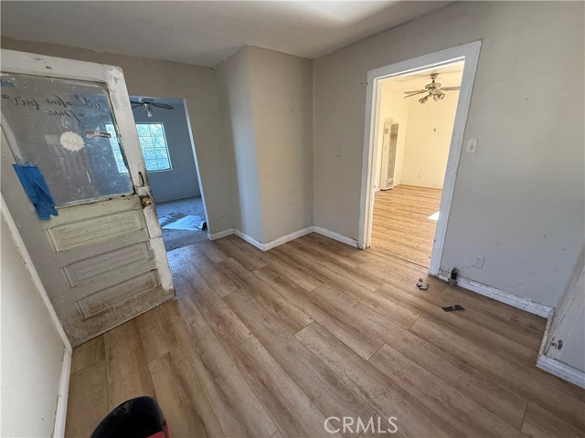 Detail Gallery Image 11 of 13 For 937 Cedar, Corona,  CA 92879 - 4 Beds | 1 Baths