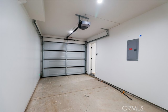 Detail Gallery Image 10 of 36 For 4649 Pickford, Los Angeles,  CA 90019 - 4 Beds | 4 Baths