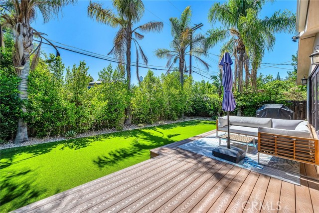 Detail Gallery Image 30 of 34 For 5948 Hesperia Ave, Encino,  CA 91316 - 3 Beds | 2/1 Baths