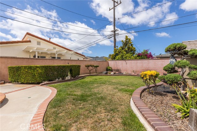 18825 Felbar Avenue, Torrance CA: https://media.crmls.org/medias/7badbb0f-b72d-46a5-a4f8-97c8fcbe3ae3.jpg