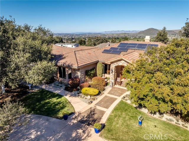 325 Red Oak Way, Arroyo Grande CA: https://media.crmls.org/medias/7baed7d0-703f-44cc-9f2a-a3d33c680f08.jpg
