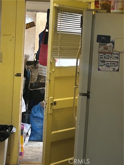 3878 E 1st Street, Los Angeles CA: https://media.crmls.org/medias/7baee9ed-3af0-4a5c-82b9-4a18e74b4798.jpg