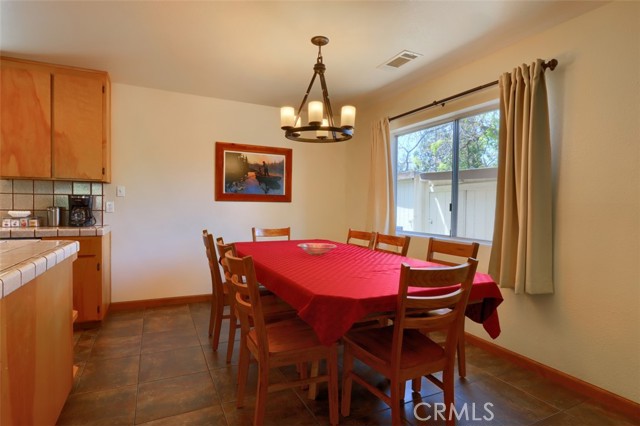 Detail Gallery Image 8 of 42 For 50986 Road 632, Oakhurst,  CA 93644 - 3 Beds | 2 Baths