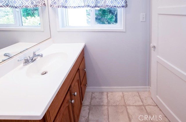 Detail Gallery Image 18 of 38 For 11490 Palo Alto Drive, Clearlake,  CA 95422 - 2 Beds | 1/1 Baths