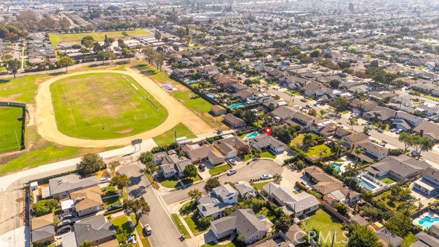 5820 Spahn Avenue, Lakewood, California 90713, 3 Bedrooms Bedrooms, ,2 BathroomsBathrooms,Single Family Residence,For Sale,Spahn,PW24219298