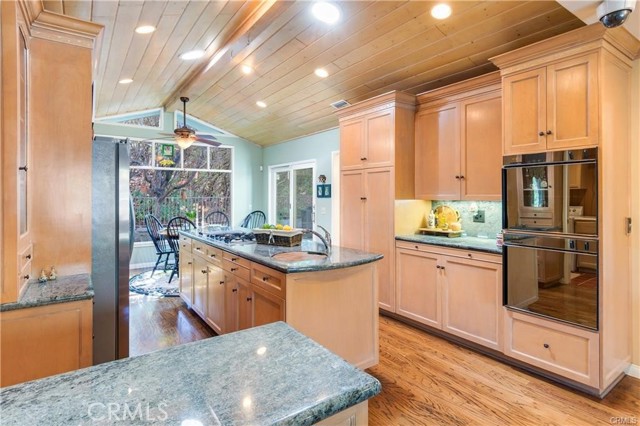 Detail Gallery Image 10 of 36 For 1670 Marion Rd, Redlands,  CA 92374 - 4 Beds | 3 Baths