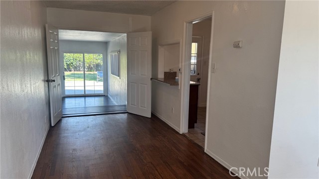 2845 Thompson Street, Long Beach, California 90805, 2 Bedrooms Bedrooms, ,2 BathroomsBathrooms,Single Family Residence,For Sale,Thompson,IV25001736