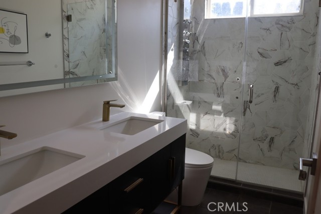 Detail Gallery Image 41 of 69 For 9103 Wystone Ave, Northridge,  CA 91324 - 4 Beds | 3 Baths