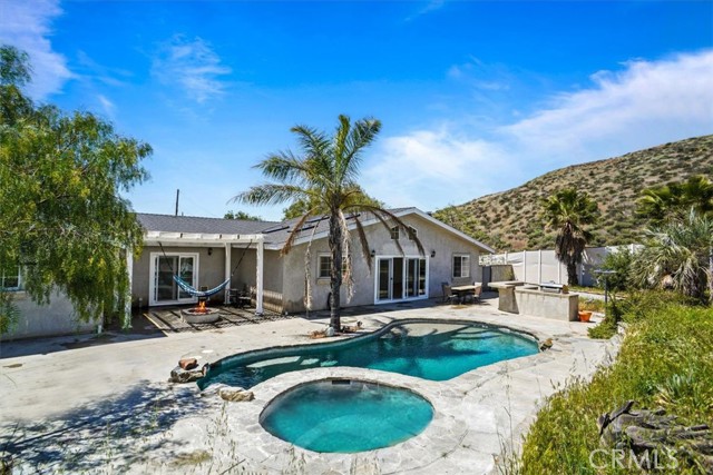 Detail Gallery Image 25 of 30 For 32580 Willow Ln, Agua Dulce,  CA 91390 - 3 Beds | 2/1 Baths