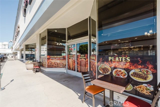  Commercial for Sale in Valley Village, California