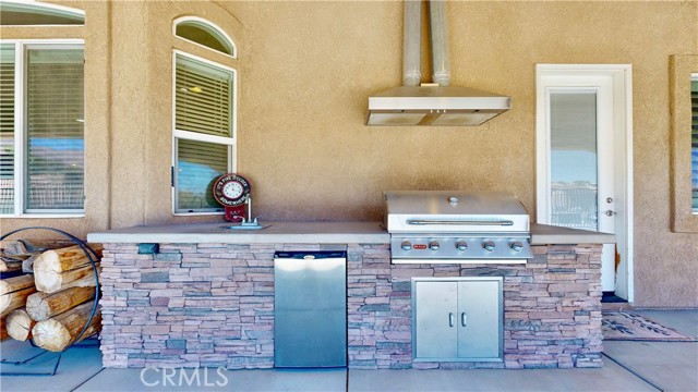 Detail Gallery Image 3 of 75 For Address Is Not Disclosed, Apple Valley,  CA 92308 - 5 Beds | 3/1 Baths