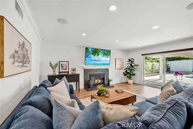 Detail Gallery Image 13 of 40 For 18397 Colville St, Fountain Valley,  CA 92708 - 4 Beds | 2/1 Baths