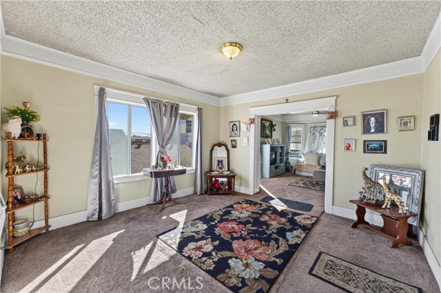 Detail Gallery Image 7 of 25 For 323 W 60th, Los Angeles,  CA 90003 - – Beds | – Baths