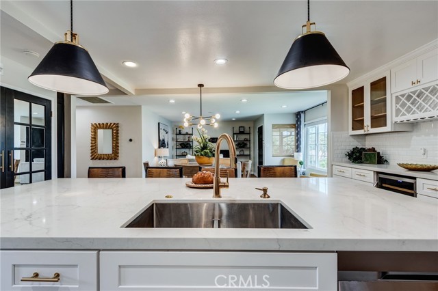 2270 W 231st Street, Torrance CA: https://media.crmls.org/medias/7bb76312-ee66-4f93-bea2-e55215cde4b7.jpg