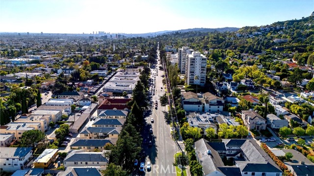 Detail Gallery Image 65 of 69 For 4301 Los Feliz #12,  Los Angeles,  CA 90027 - 2 Beds | 3 Baths