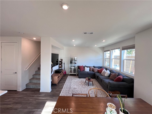Detail Gallery Image 5 of 21 For 50 Harmony Dr, South El Monte,  CA 91733 - 4 Beds | 2/1 Baths