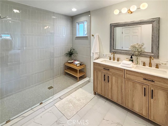 Detail Gallery Image 7 of 14 For 2276 Federal Ave, Costa Mesa,  CA 92627 - 0 Beds | 1 Baths