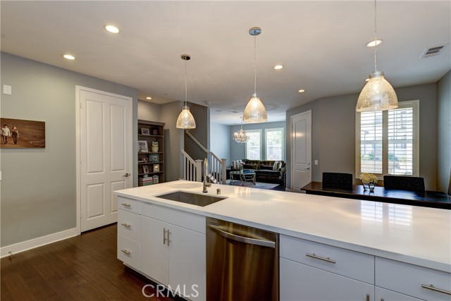 Detail Gallery Image 4 of 22 For 17 Piara St, Rancho Mission Viejo,  CA 92694 - 3 Beds | 2/1 Baths