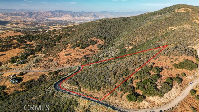 18000 Matterhorn Court, Tehachapi, California 93561, ,Land,For Sale,18000 Matterhorn Court,CRND23205033