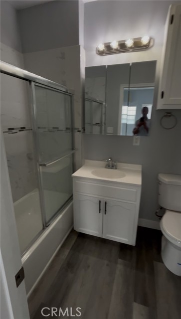 1032 S Normandie Avenue, Los Angeles CA: https://media.crmls.org/medias/7bb86cfb-0b86-46de-8d46-4eabc2a8d7b5.jpg