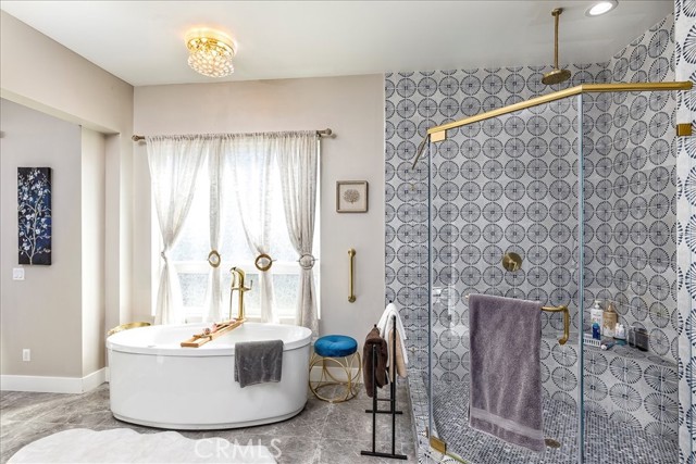 Detail Gallery Image 17 of 74 For 38000 via Vista Grande, Murrieta,  CA 92562 - 5 Beds | 5/2 Baths